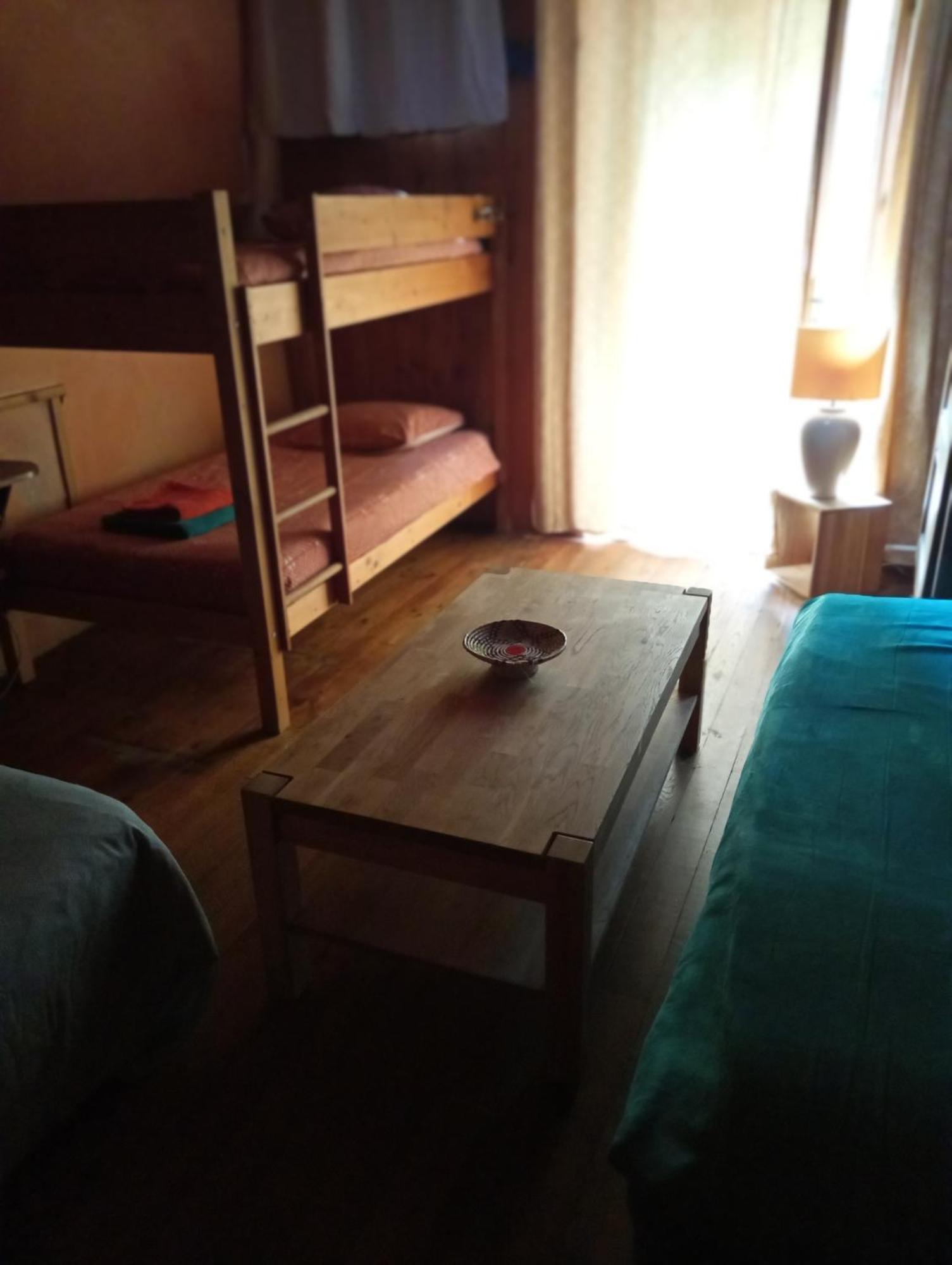Gites Des Esselards Yzeron Zimmer foto